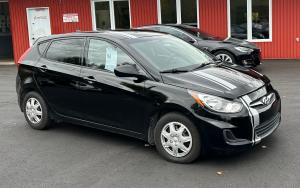 Hyundai Accent 2013 5 vit. Garantie 1 an ou 10 000 km groupe motopropulseur Incluse $ 8841